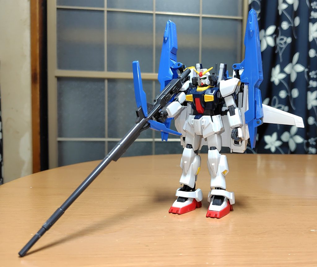 Gディフェンサー装備しての本来のスーパーガンダムの姿。