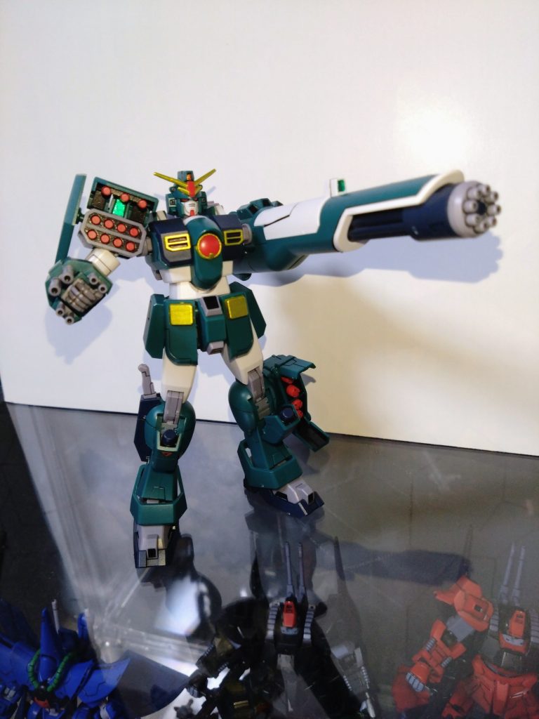 HGAW　ガンダムレオパルド–2枚目/制作者：基本筆塗り部分塗装仕様