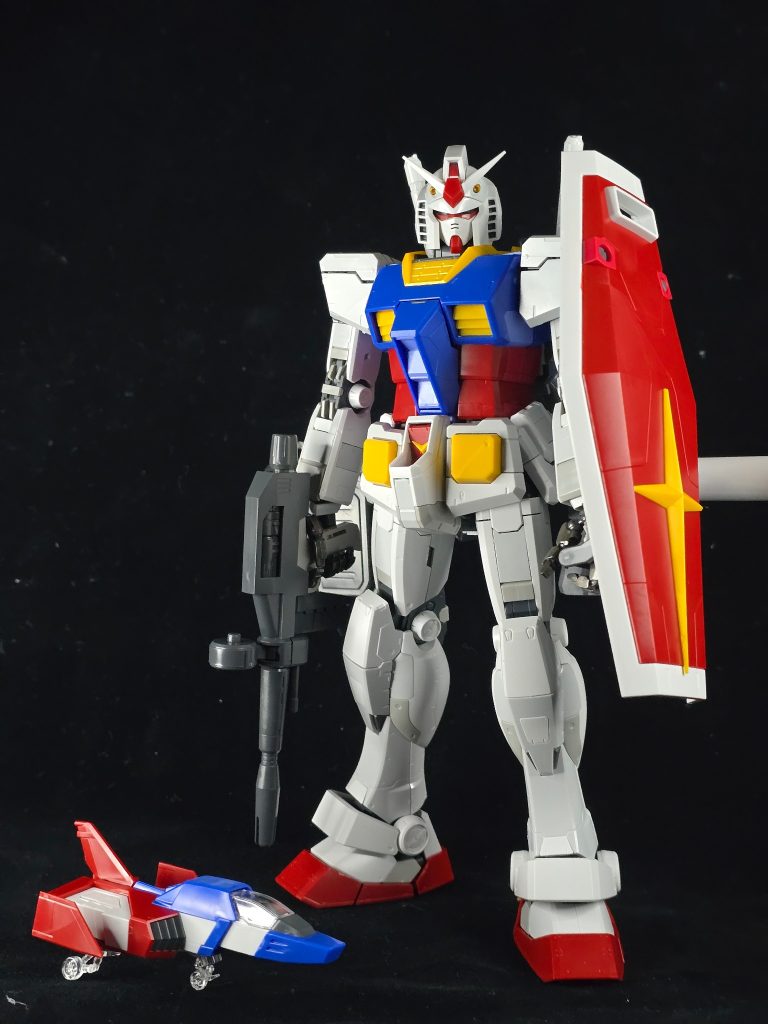 MG  RX-78-2 ガンダム Ver.3.0–3枚目/制作者：MAN