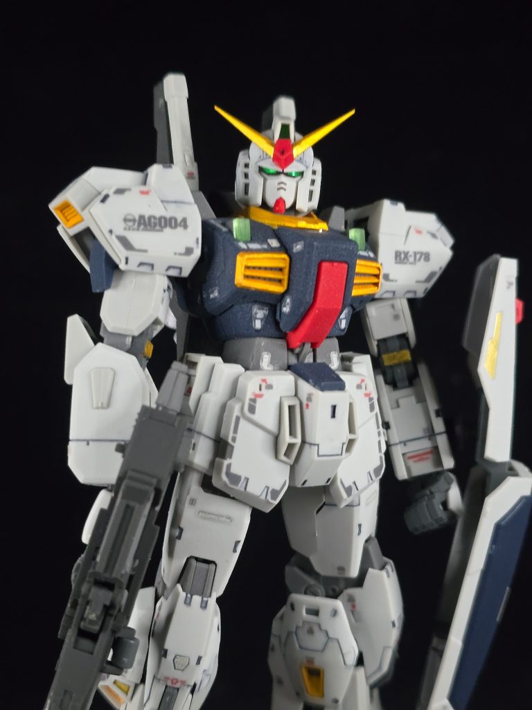 RG  RX-178 ガンダム  Mk-II (エゥーゴ仕様)–2枚目/制作者：MAN