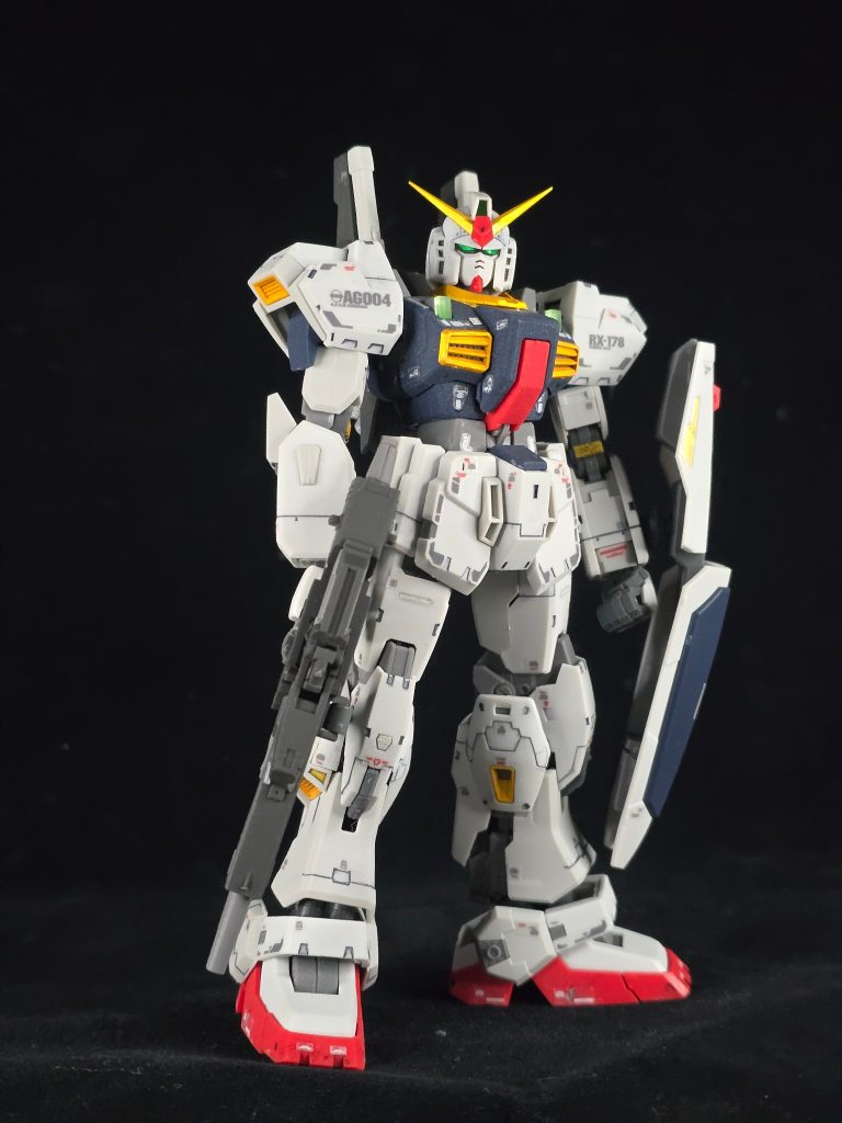 RG  RX-178 ガンダム  Mk-II (エゥーゴ仕様)–3枚目/制作者：MAN