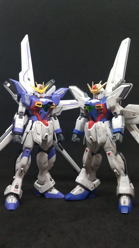 MGと並べてツーショット。本当にキットは進化しましたよねと。