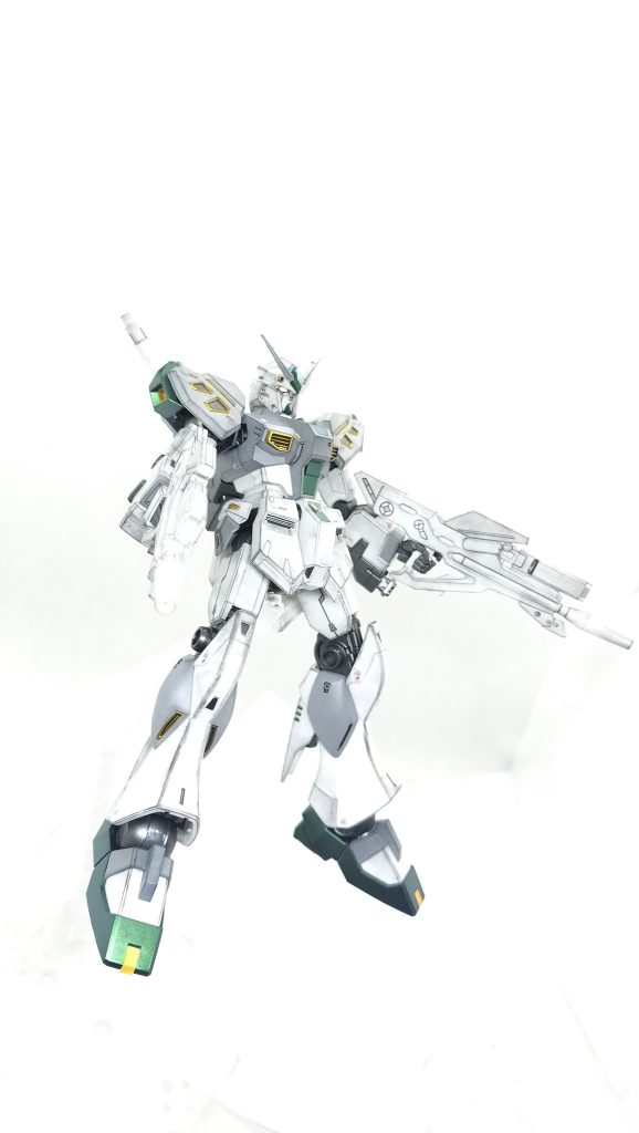 量産型νガンダム–2枚目/制作者：かえる