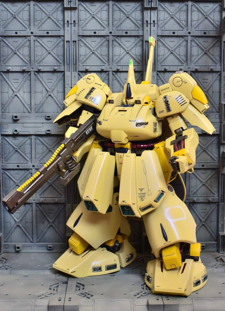何よりこの大きさと重量感で圧倒的ラスボス感がたまりません(gundam-kao3)