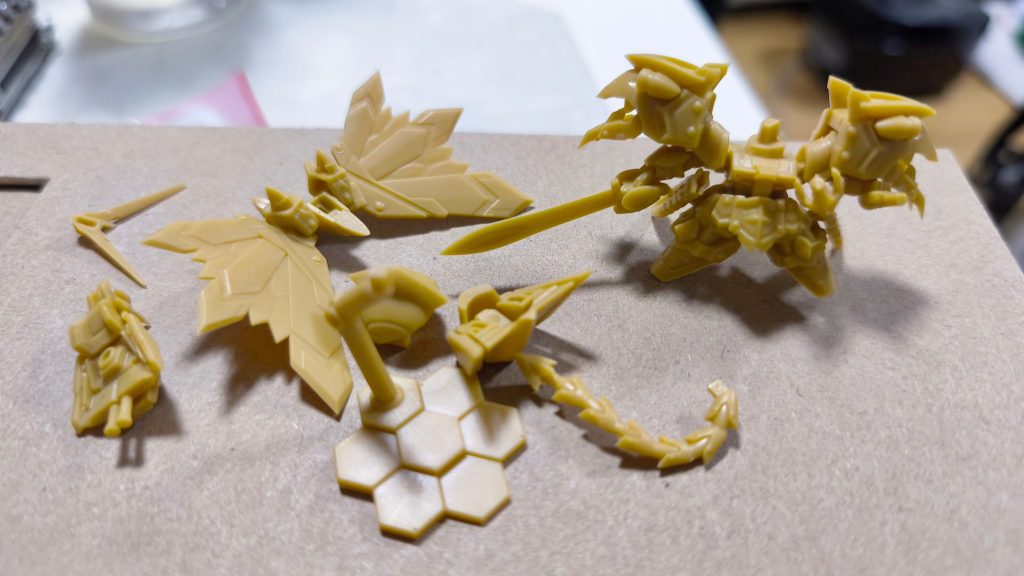 スペリオルディファイン02 スペリオルドラゴン–2枚目/制作者：鳥取大砂丘