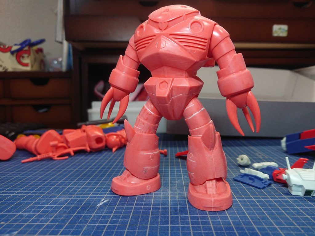 脚部以外の製作過程が見つからずいきなり全体工作完了。冒頭に書いた通り、キットのパーツ形状はほとんど加工していないことが判ると思います。