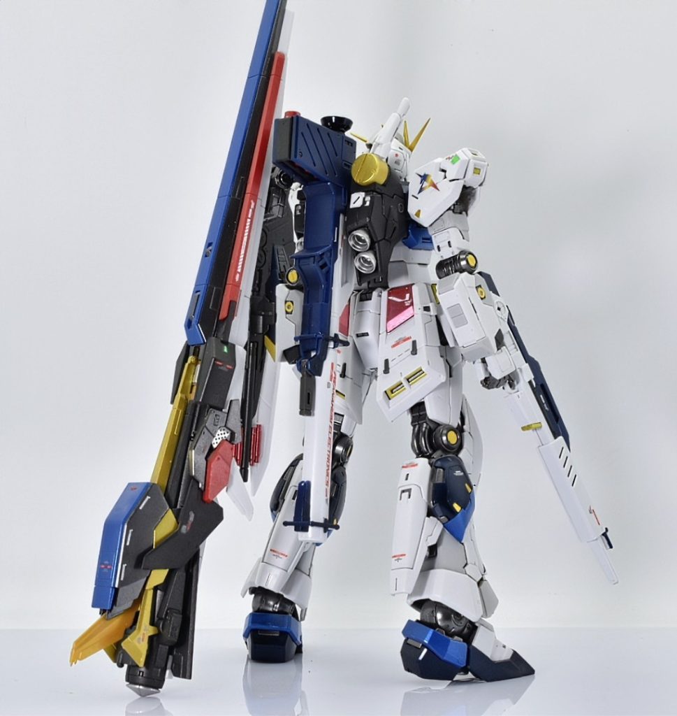 RG ff νガンダム–3枚目/制作者：shin