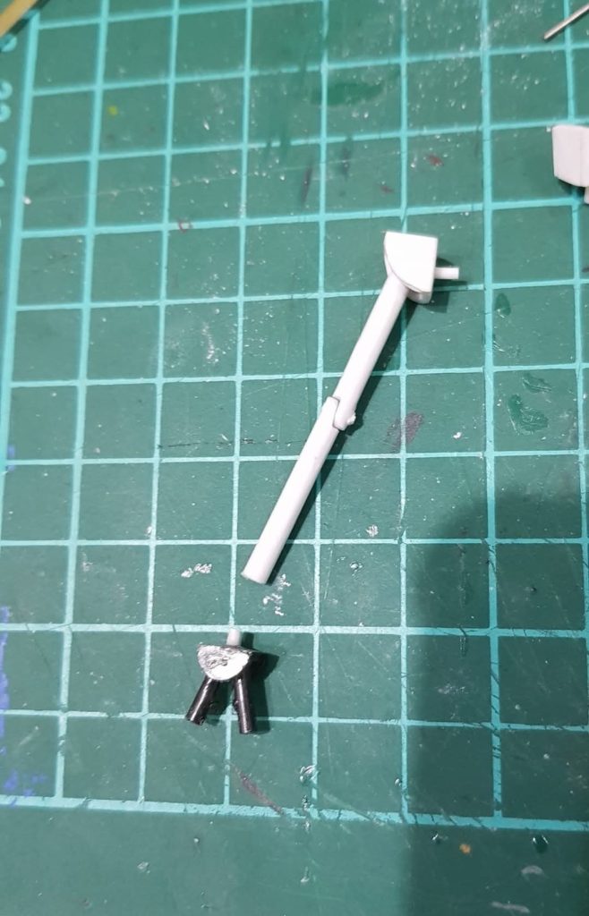 精神感應鋼彈–4枚目/制作者：易天祥