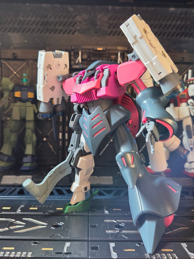 　　プルプルプルプルプル～～&nbsp;&nbsp;てっ！ワケで　　　　　　　　 裏メインは&nbsp;　　　キュベレイMk-Ⅱ リペアード