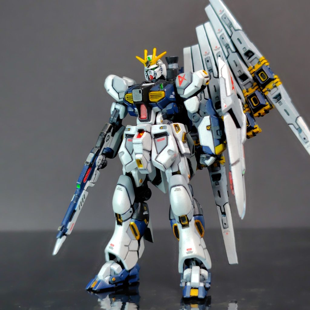 ガンダムアーティファクト　νガンダム