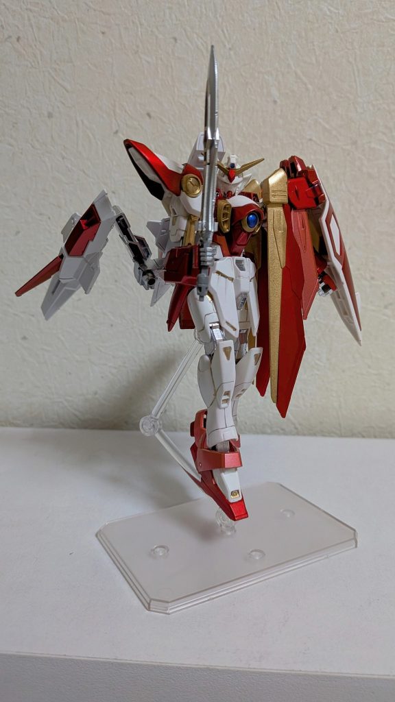 使用塗料は全てガンダムマーカーロイヤルメタレッド、メタレッド、レッドゴールド、シャインシルバー（メタリック大好き）&nbsp;