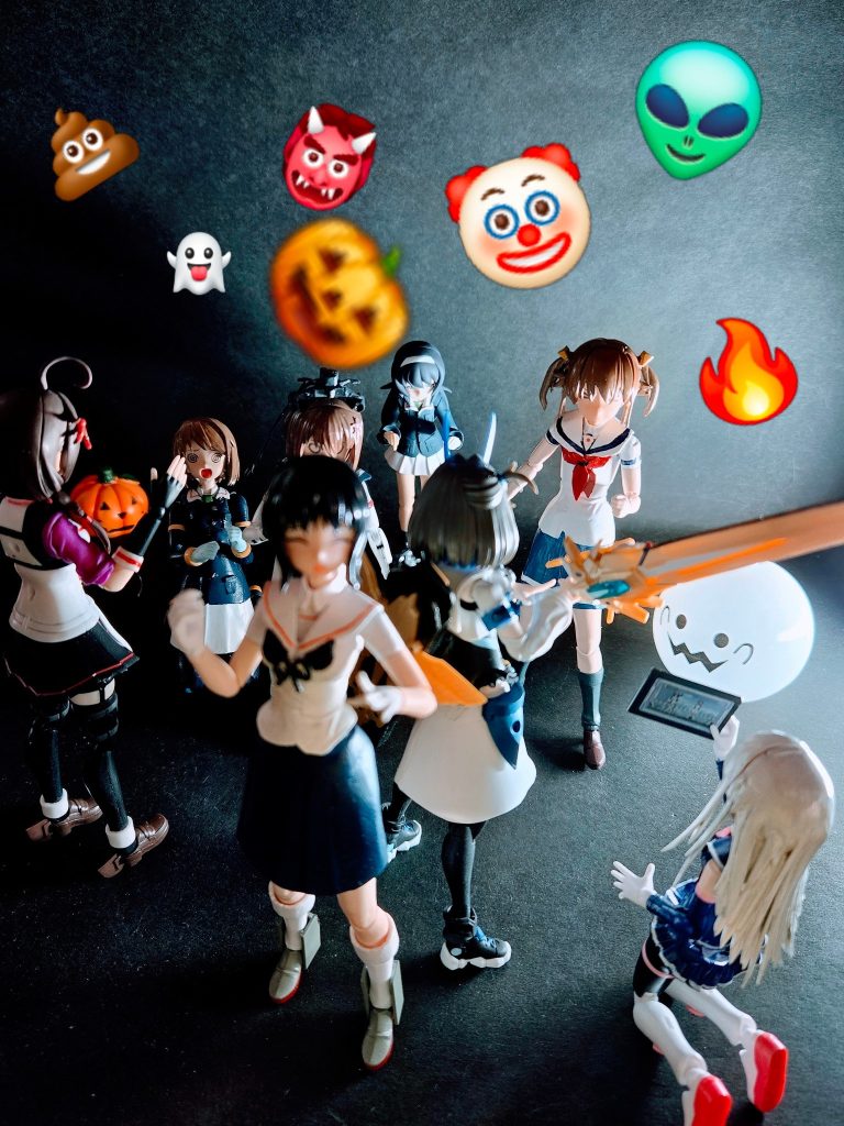 　　　ハロウィン🎃とイエば南瓜　何故、南瓜なのか？ハロウィンに南瓜🎃を飾るのは、悪霊を追い払う魔除けのランタン「ジャック・オー・ランタン」の風習が由来です。ジャック・オー・ランタンの彫刻と展示はハロウィンの伝統&nbsp;み『元々は「かぶ」だったﾝだって💦』(演:ｸﾞﾝｼﾝ ﾆｼｽﾞﾐ ﾄﾞﾉ)岬『アメリカに伝来したら「南瓜」に変化した❓』(演:ﾐｻｷｱｹﾉ)イ『なんでジャック❓』(演:ｲｵﾅ)雪『アイルランドの民話に登場する「ジャック」が天国にも地獄にも行けず「かぶ」に灯火を入れて闇を彷徨ったという事らしい☝️』(演:ﾕｷｶｾﾞｶｲﾆ)時『古代ケルト人の収穫祭が起源なんだ。悪霊を避ける為に「かぶ」をくり抜いてランタンを作ったのが切っ掛け。19世紀に風習がアメリカへ伝わった際「かぶ」が手に入りずらかったから、秋に収穫できる「南瓜」を代用にしたとか。』(演:ｼｸﾞﾚｶｲｻﾝ)転『カボチャカレー🍛🎃食べたい💧』(演:ﾌﾗﾝ & ｼｼｮｳ)吹『初登場がコレ🌀』(演:ﾌﾌﾞｷｶｲｻﾝｺﾞﾛｸｼｷ)