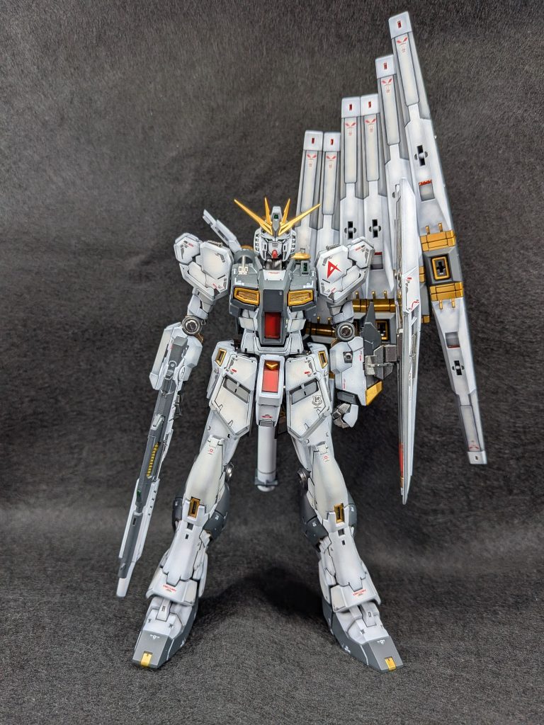 RG νガンダム 全塗装–2枚目/制作者：toshimon