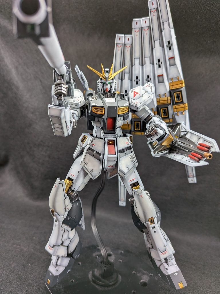 RG νガンダム 全塗装–8枚目/制作者：toshimon