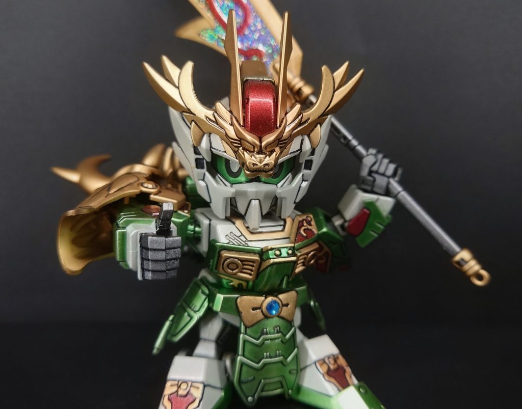 正義に命を燃やす若き侠・関平ガンダムが誕生し、荊州の鬼の魂をその胸に宿す一方、北の果ての幽州にも曹操軍の手が迫りつつあった ※要約バカGemini​（※ストーリー解説：BB戦士 No.310 関平ガンダム 説明書「コミックワールド」より引用・要約Gemini編集三匹のM）