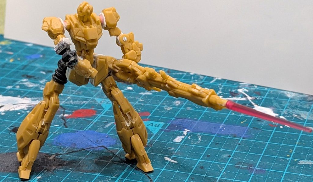 作品名：　疲れたので休憩に。<p>　リベンジの試作ってことで。 　関節にはRGのフレームのジャンクを使用しました。今度は足を横に広げられるので良かったです。肩も上げられるように丸いパーツをくり抜いたりしました。サイドアーマーは可動の都合で外させて頂いてま [&hellip;]</p>
