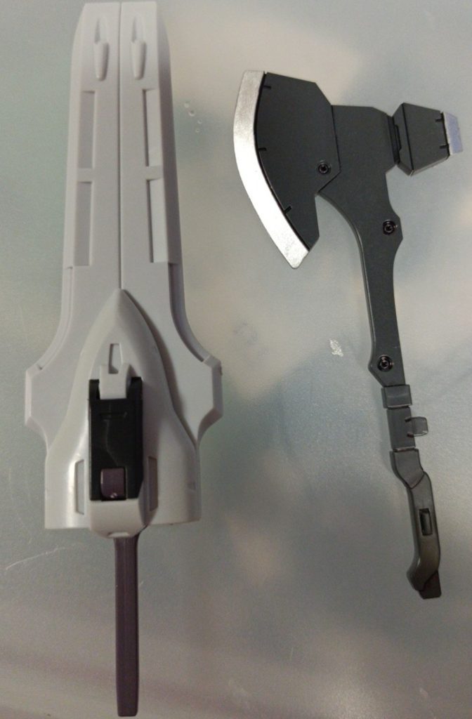 ついでに武器の大きさ比較…これはさすがにシュバルゼッテに軍配が上がりましたね。