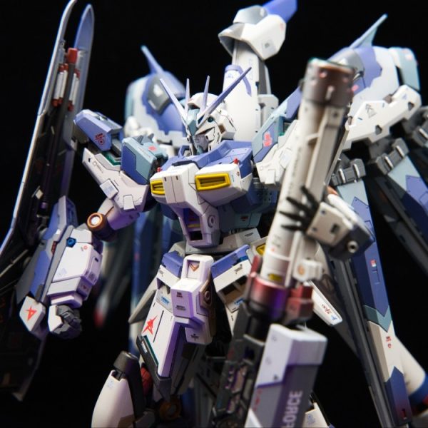 RG Hi-νガンダム