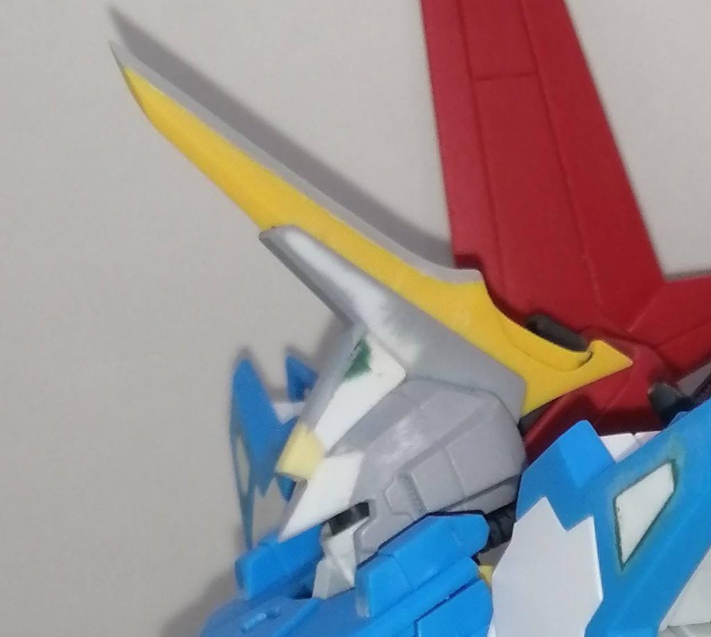 HGUCバウからの流用は6パーツのみで、頭部もA-Zガンダムベースでありながらモノアイ可動機構も内蔵