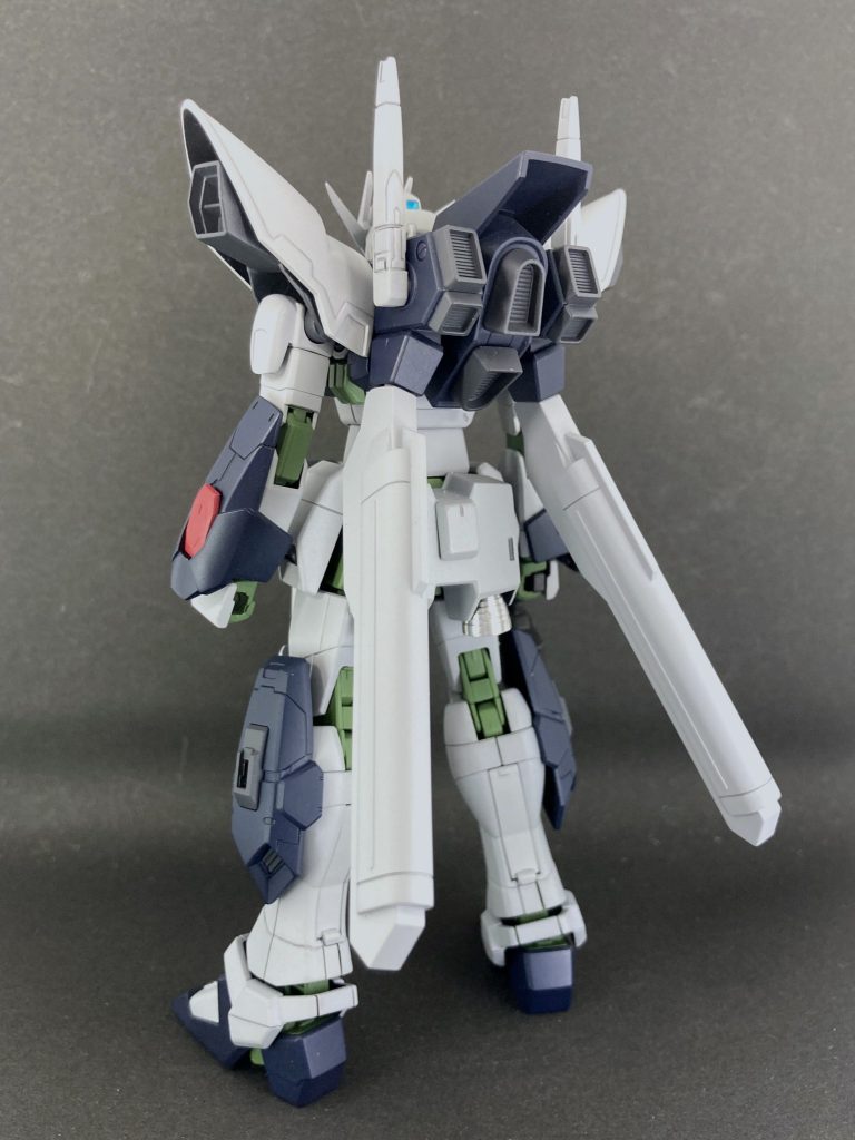 Gセイバーのカスタム機を謳っているが流用しているのは頭・肩・腰のみであり、大半はアメイジングストライクフリーダムがベースである