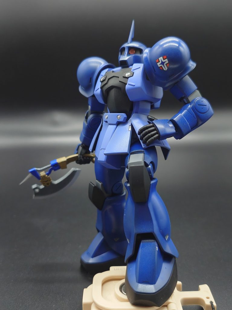 専用のヒートホークは一から作るのを断念し、ジャンクパーツでそれっぽいものをでっち上げました。