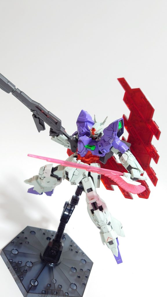ディテールはRGサザビーとνガンダムの余りのリアリスティックデカールを使いました（一応時代と機体の系譜を意識し…）