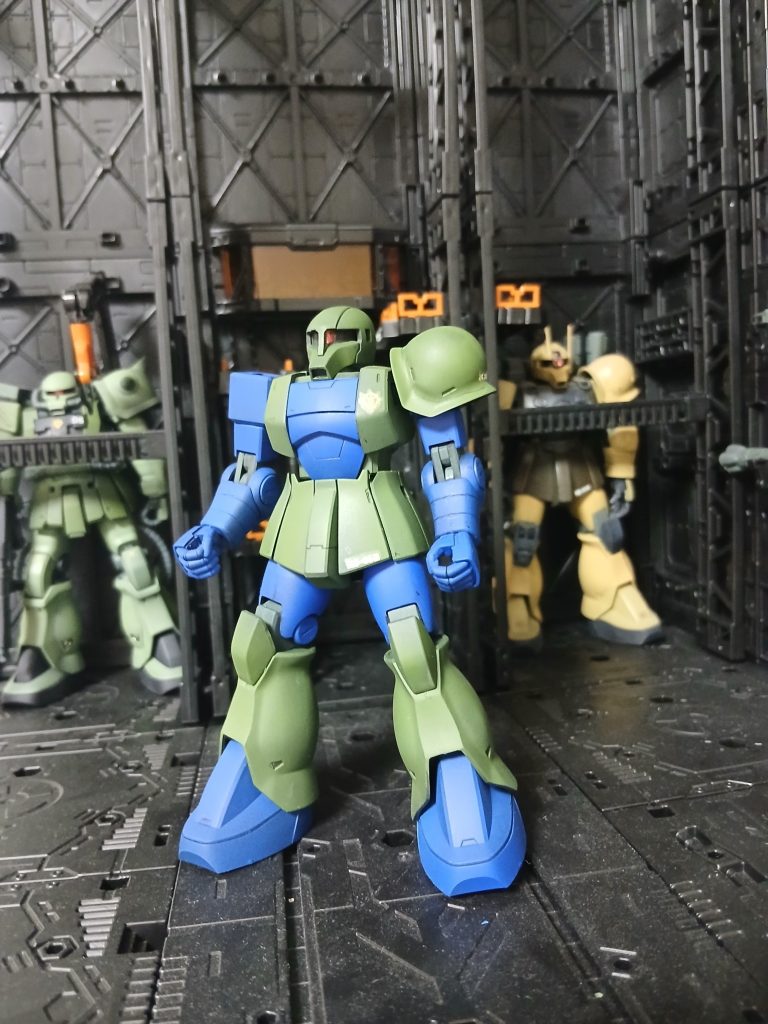 HG旧ザクです