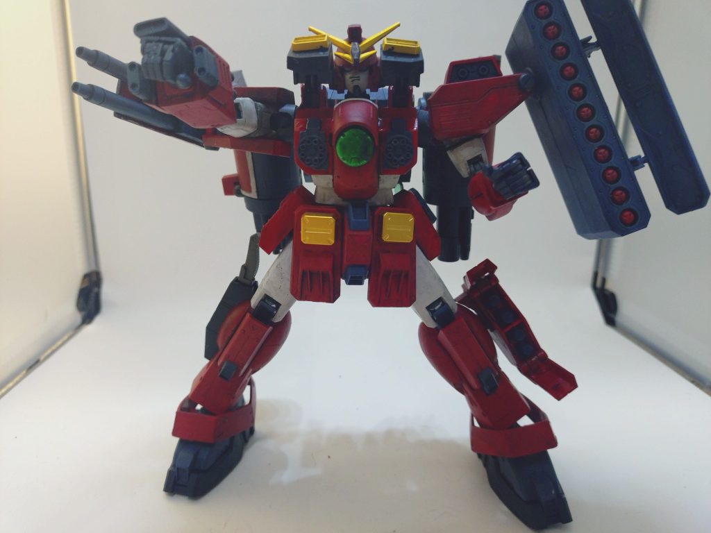 やはりレオパルドDといえばコレ！全弾発射でしょう！！&nbsp;あちこち展開してミサイルやらビームやらガトリングやら…誰が見たって火力高いやつ！！手持ちなしでコレですからね〜
