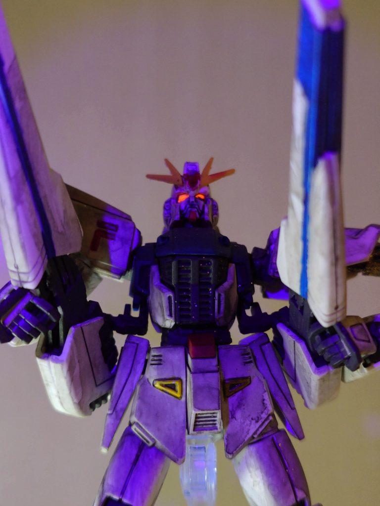 安心して下さい　uvライトで光りますよ　笑　F91はフェイスオープンがあるんですよ