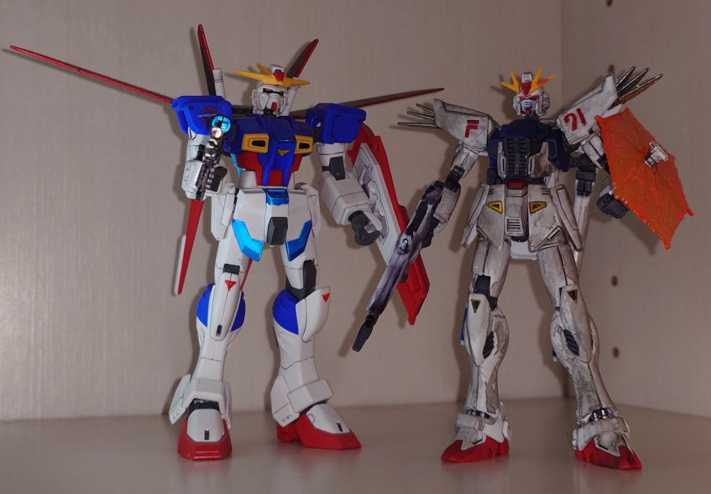 インパルスガンダムと並べてみました　あまり大きさの差はありません