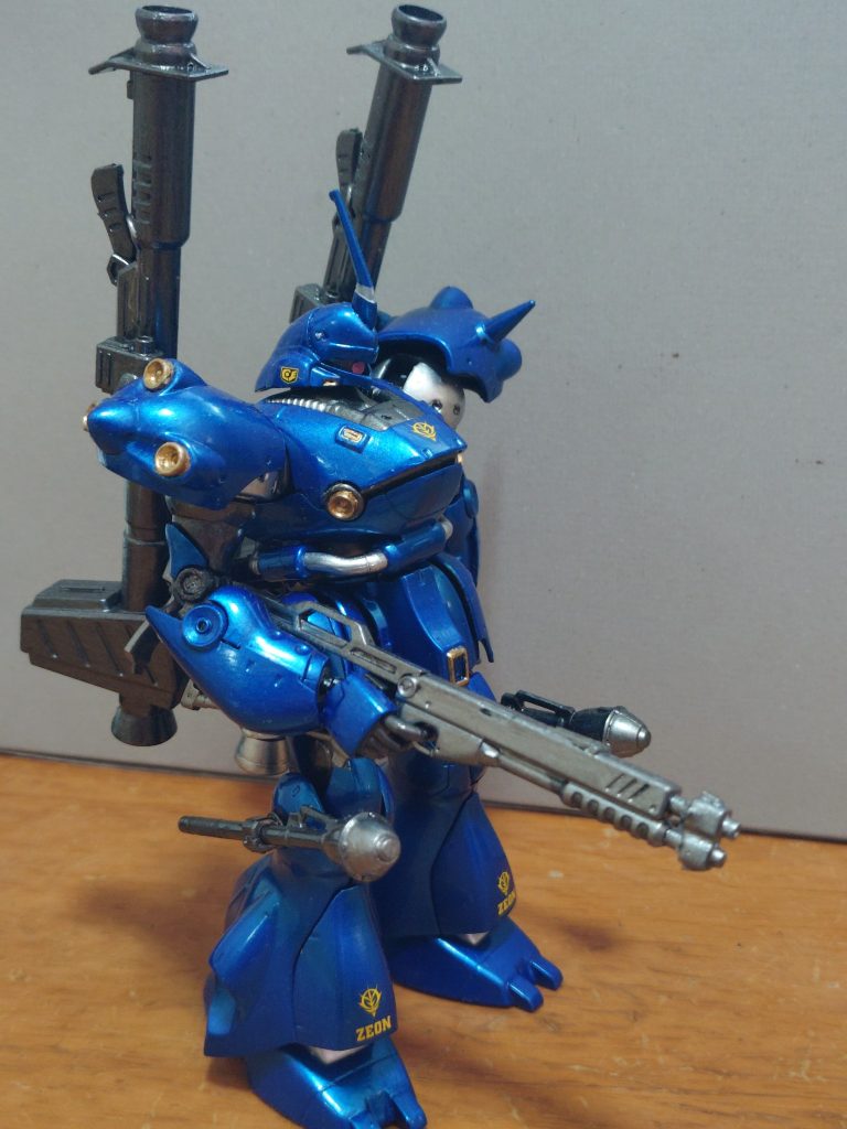 武器は赤鉄色ショットガンは赤鉄色にシルバーを混ぜました