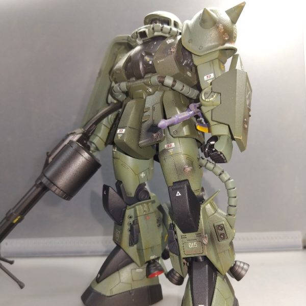 1/100 MS-06Ｒ 高機動型ザク