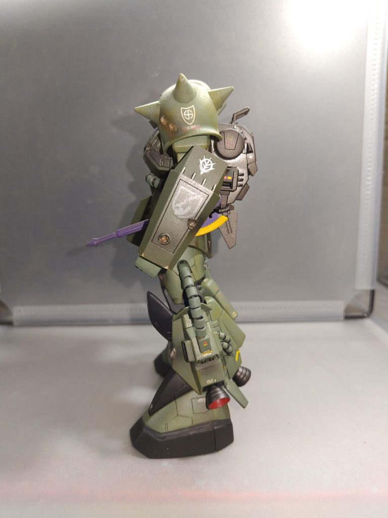 左部左シールドのデカールは、数年前のドリームキャストのガンダムのゲームからの流用になります。
