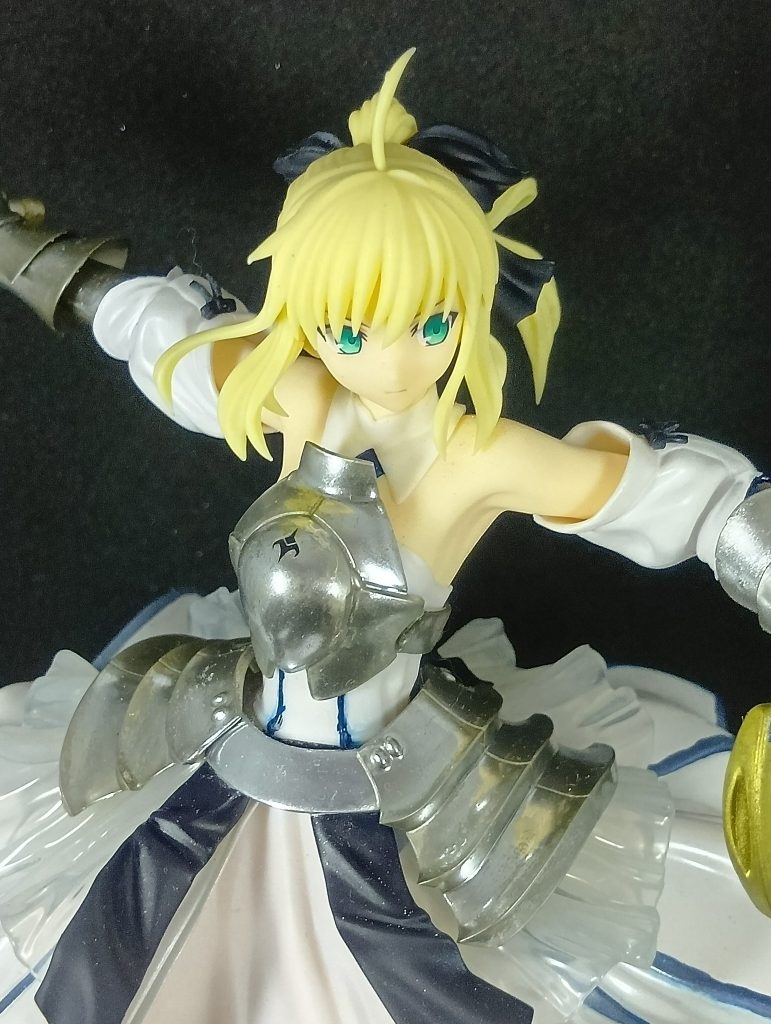 近くに寄ると顔が映っちゃうぐらいの鏡面なのですが画像だとこんなもん(gundam-kao9) こちらも長めのテキストで読みたい方はブログまで。