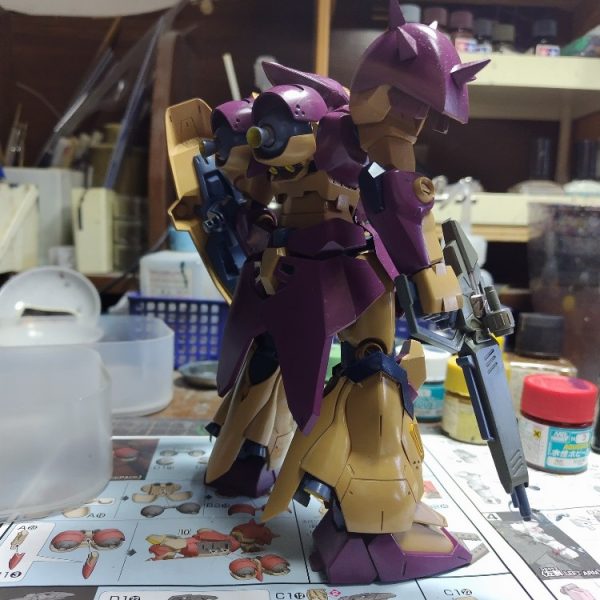 シーマカラーで。さすがに全部塗るとイメージ変わった。
