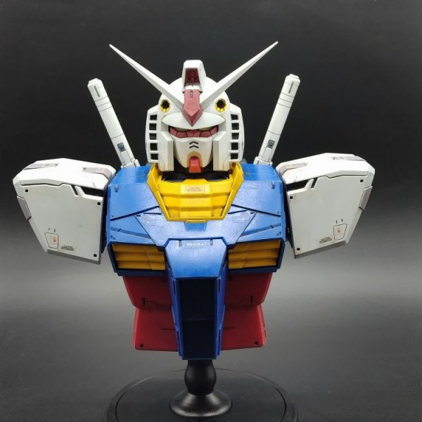 一番くじガンダム胸像