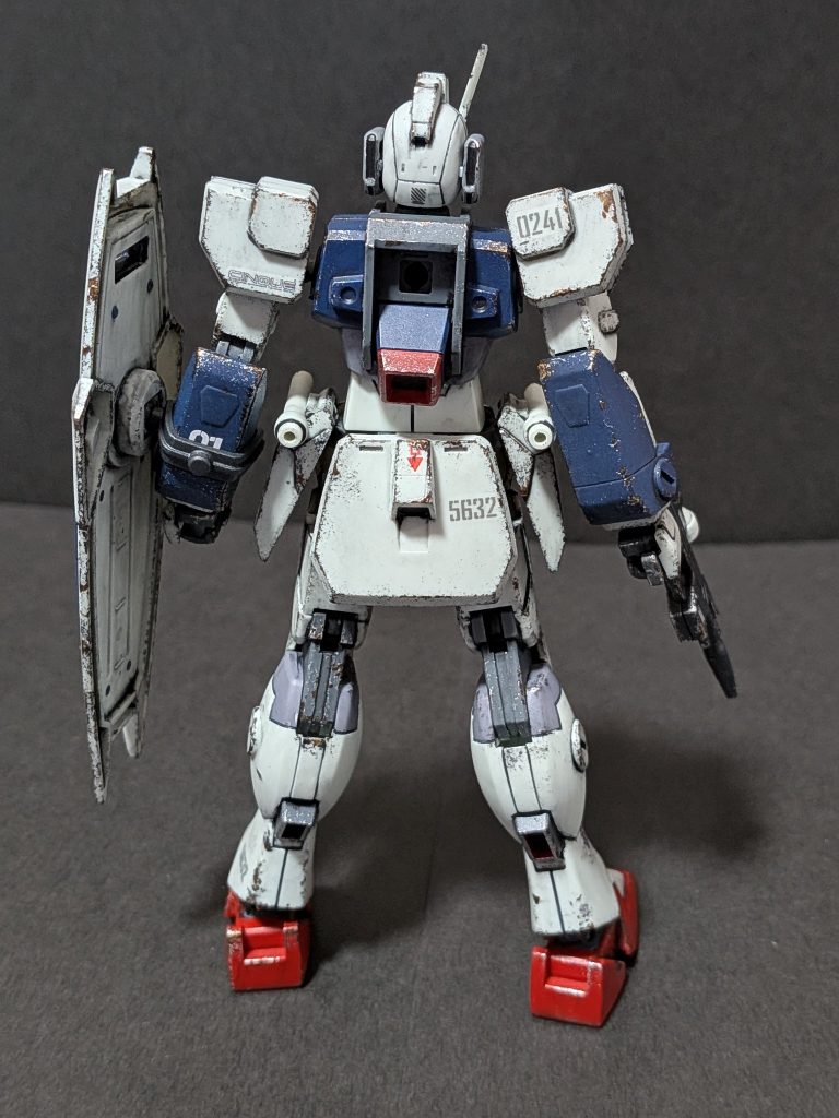 背面