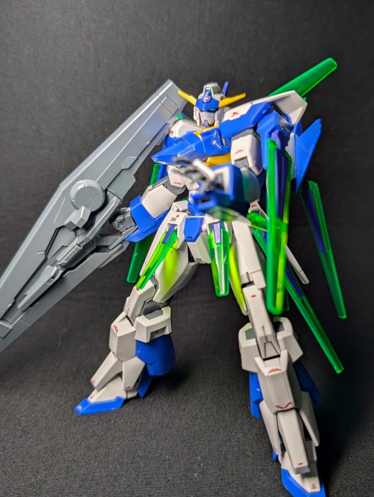 FXは宇宙世紀シリーズでいうとZZガンダム的な機体ですかね。合体変形高火力😆