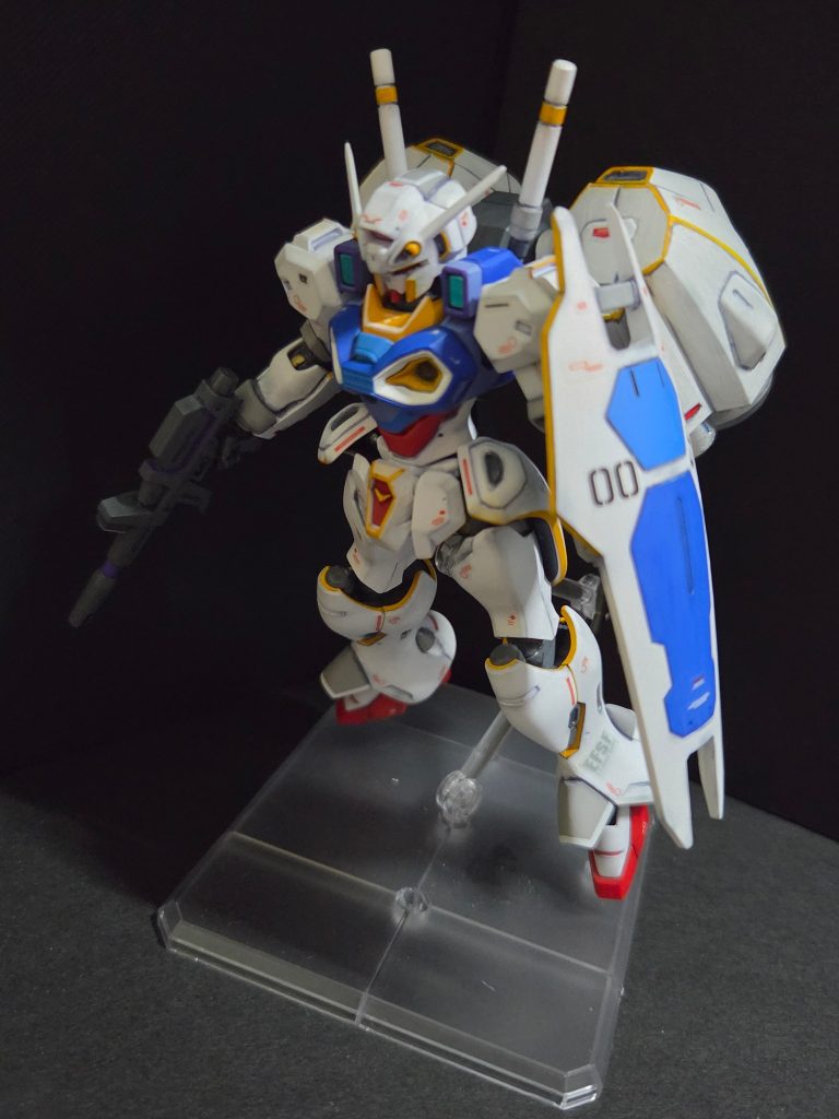 フルバーニアンと比べて背後のボリュームがすごいですね。