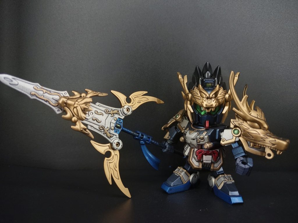 【作中での概要】馬超ブルーディスティニーは、SDガンダムの『三国伝』シリーズに登場する、三国志の武将・馬超と「ブルーディスティニー」をモチーフにしたキャラクター。三国志の馬超が持つ騎馬武者らしい勇猛さと、ガンダム作品『機動戦士ガンダム外伝 THE BLUE DESTINY』のブルーディスティニーの要素を組み合わせたデザインが特徴です。基本プロフィール作品： 『SDガンダム三国伝』名称： 馬超ブルーディスティニー異名： 神威（かむい）の錦馬超演者： ブルーディスティニー所属： 翔関連商品： BB戦士 No.321発売時期： 2009年3月予定当時のメーカー希望小売価格： 660円（税込）※ここまでの要約ChatGPT