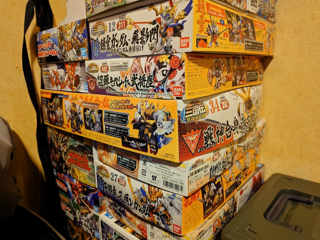 作品名：いちキット…にキット…さんキット…<p>旧版の残すキットは…翔烈帝、孟獲・祝融 真版は…胡軫、周瑜 外伝は…荀彧、丁奉、馬岱、楽進、厳顔、凌統、于禁、張苞、項羽 項羽以外の外伝はリデコキットだからミキシング必須だよなぁ劉備、関羽、張飛のジャンク品を10体ぐらい [&hellip;]</p>
