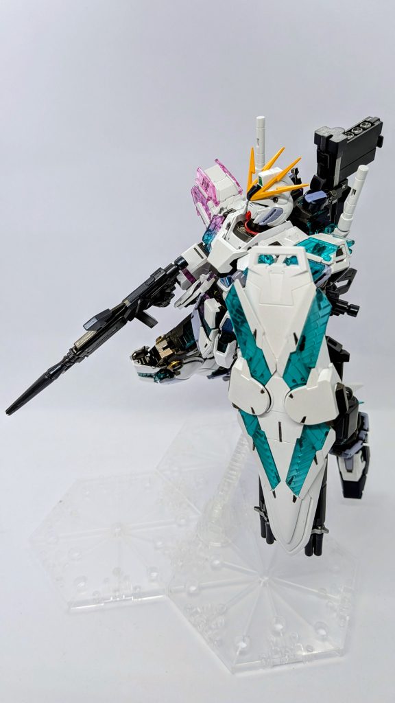 作品名：サイコ・フレームの解釈<p>ユニコーン系組んでて常々思う点なんですが、サイコ・フレームって本来金属の塊だから発光したとしてクリアではないんですよね… ガンプラ的にはかっこいいから良いんですけど しっかしクリアランナーにクリア塗装だと成形色のクリアの [&hellip;]</p>

