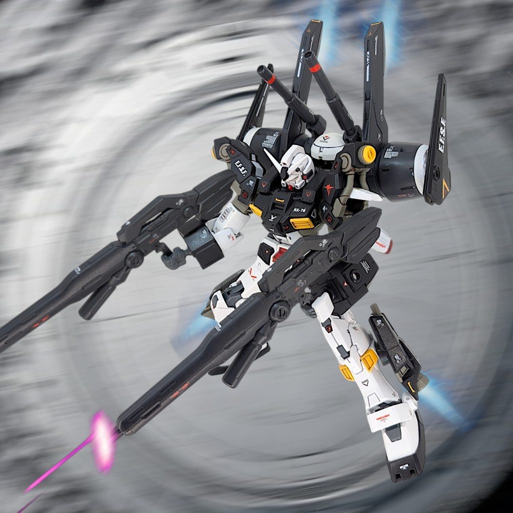 思い出の二丁ビームマシンガン(gundam-kao2)オンラインの稼ぎ部屋はみんなこんな感じでした笑こうやって見ると結構カッコ良いかもしれません