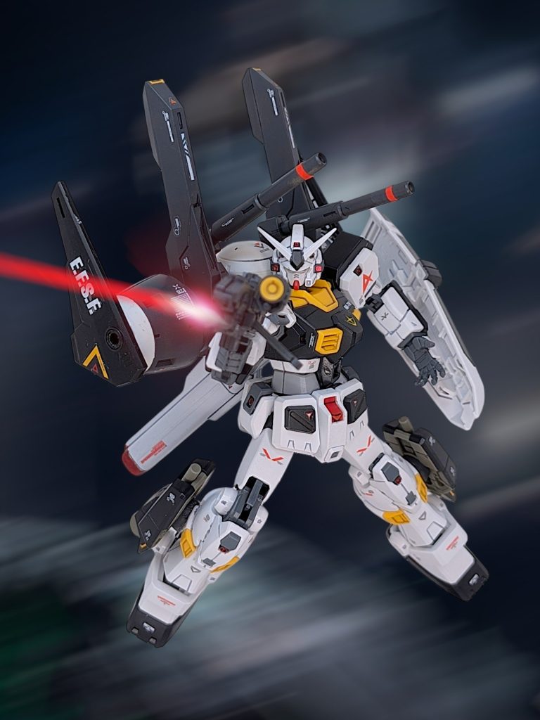 いろいろなパターンでの組み替えができます(gundam-kao6)バックパックはデミバーディングのものに百式のバインダーをちょい足し追加パーツにハードポイントの穴があるのは・・・
