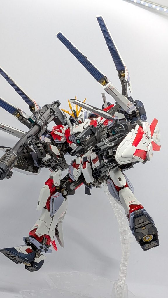 MG1/100 RX-9B+C ナラティブガンダムB+C装備–2枚目/制作者：Dandelion