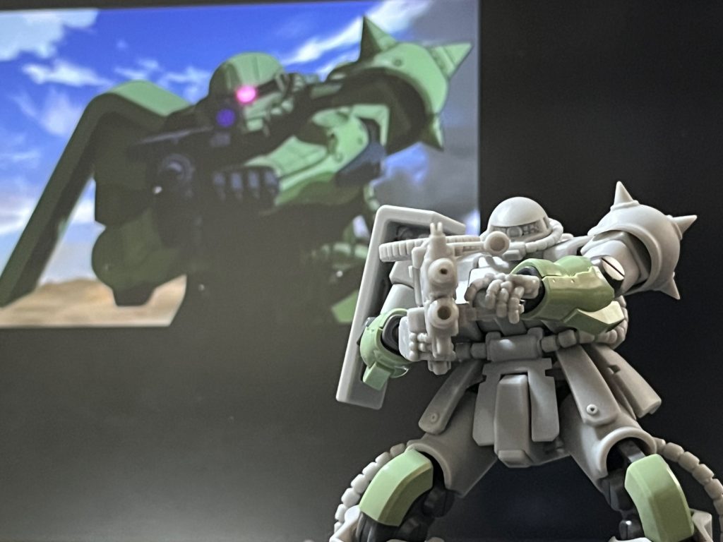 作品名：●進捗…の谷間<p>惜しげのない垂れ流しを敢行する捨て身のお爺です(笑)。マシンガン部品構成追加とバズーカやヒートホーク等他装備の設計中ですが、随時理想との比率確認も欠かせませんので写真のようにやっています。乖離する様なら容赦なくやり直すの [&hellip;]</p>
