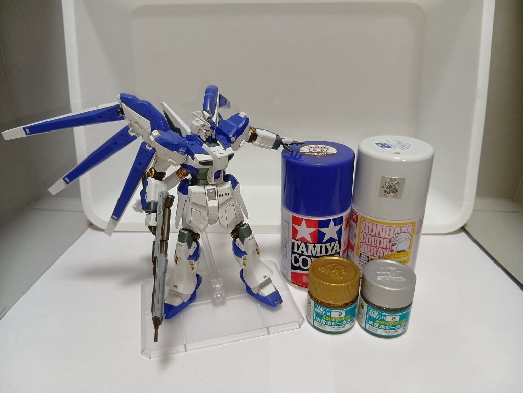 使用した塗料ブルー:タミヤカラー ブルーバイオレット武装のホワイト:ガンダムカラースプレー MSホワイト関節・プロペラントタンク:GSIクレオス 水性ホビーカラー ゴールドバーニア内部:GSIクレオス 水性ホビーカラー シルバートップコート:GSIクレオス 水性プレミアムトップコート つや消し使用したデカール:ガンダムデカールNo.71 HG1/144 機動戦士ガンダム逆襲のシャア 地球連邦軍MS用&nbsp;