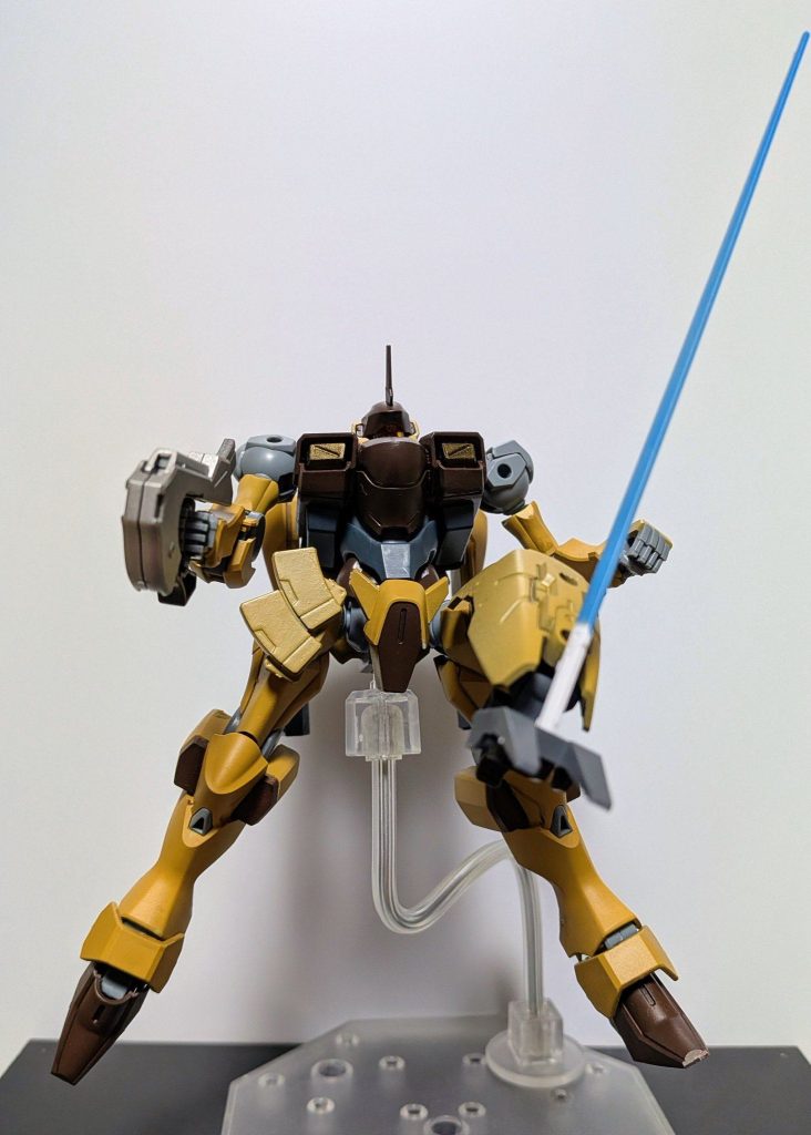 隠し腕で、敵からの不意打ちや絡め手に対応する設定。（隠し腕は30MMガルドネヴァから持ってきました）