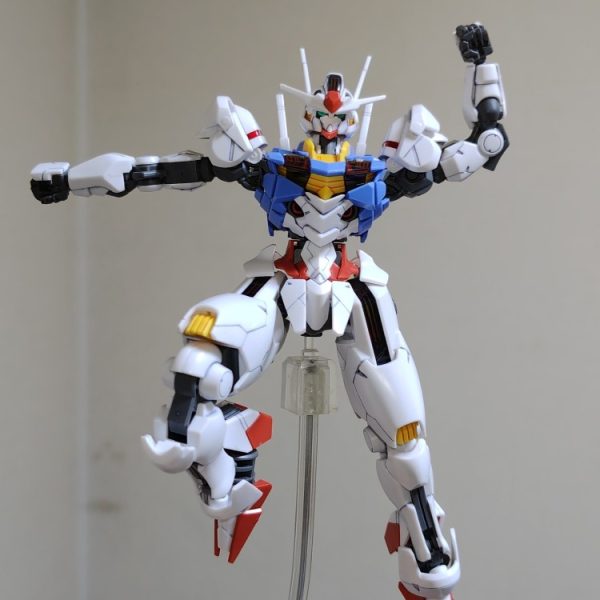 HGエアリアルにグレーとメタリックを少々