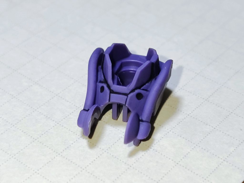 作品名：宇宙人の顔っぽくて可愛い<p>製作途中のHGベギルベウのパーツです。 スミ入れしたら、表情みたいなのが出てきた。 タコのようにも見えるなあ。</p>
